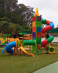 Playground Infantil Torre Panorâmica