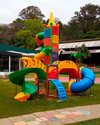Playground Infantil Torre Panorâmica